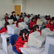 煙臺福山區技工學校　