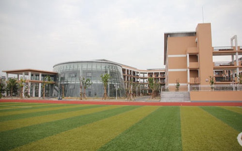 成都市建筑職業中專學校房地產營銷與管理專業