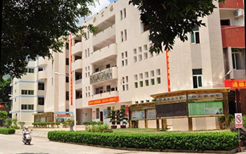 成都市建筑職業中專學校建筑裝飾專業