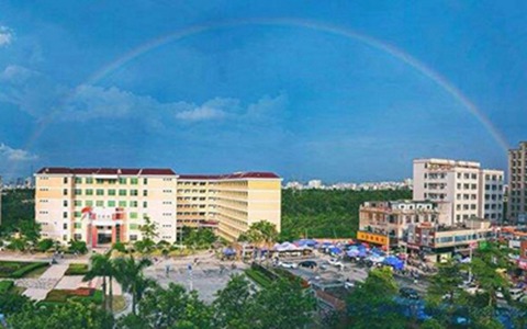 什邡市職業(yè)中專學(xué)校計算機平面設(shè)計專業(yè)